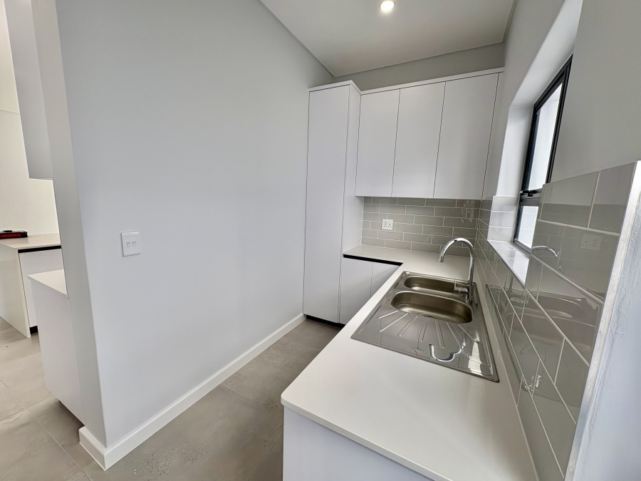 4 Bedroom Property for Sale in Sandown Western Cape